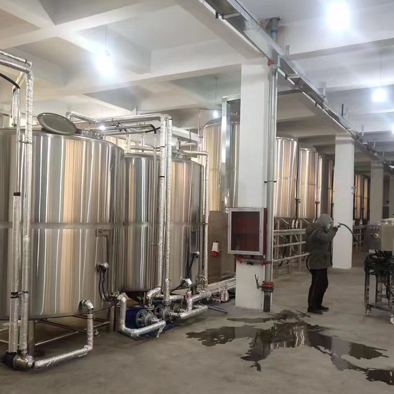 盈江精酿啤酒设备